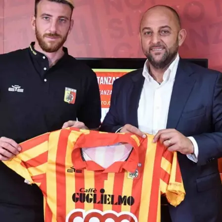 US Catanzaro, ufficale arrivo dell'attacante Pietro Cianci