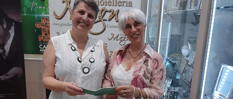 Casa-demenza a Cicala: Solid'Ali dona assegno a Ra.Gi. - VIDEO