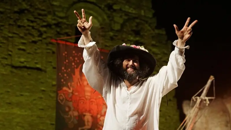 Musica, grande successo di Vinicio Capossela a \"Scolacium\"