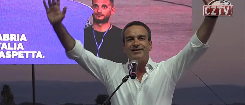 Dediche ed obiettivi: il primo discorso di Occhiuto governatore- VIDEO