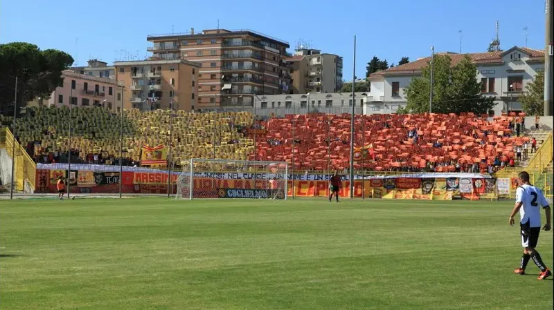 Disposizioni su transito e sosta in zona stadio, per le partite casalinghe del Catanzaro