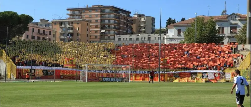 Disposizioni su transito e sosta in zona stadio, per le partite casalinghe del Catanzaro