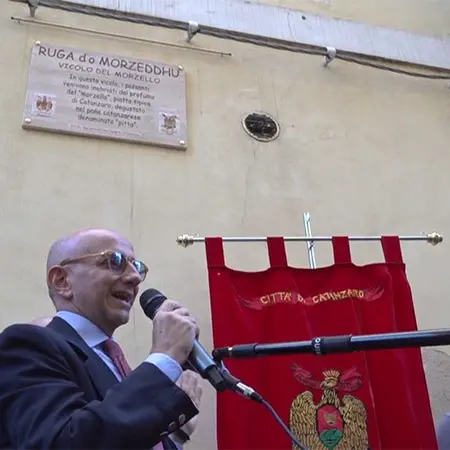 Lacuna colmata: ecco finalmente 'Vicolo del Morzello' - VIDEO