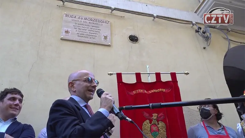 Lacuna colmata: ecco finalmente 'Vicolo del Morzello' - VIDEO