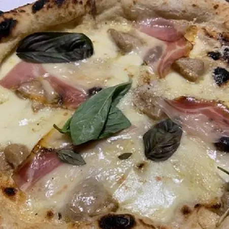 Pizzeria catanzarese entra nella guida Gambero Rosso