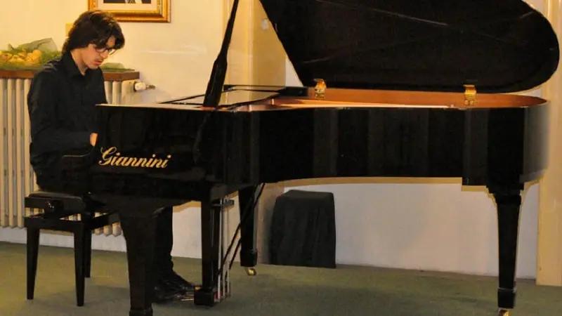 Alberto Capuano in concerto venerdì 22 a Palazzo De' Nobili