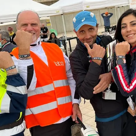 Alla Catanzaro Marathon debutta il bracciale salvavita AidMe