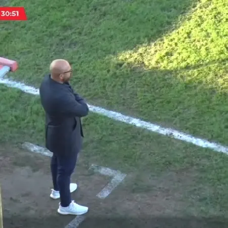 Botta e risposta in coda tra Catanzaro e Juve Stabia: fischi del Ceravolo - VIDEO