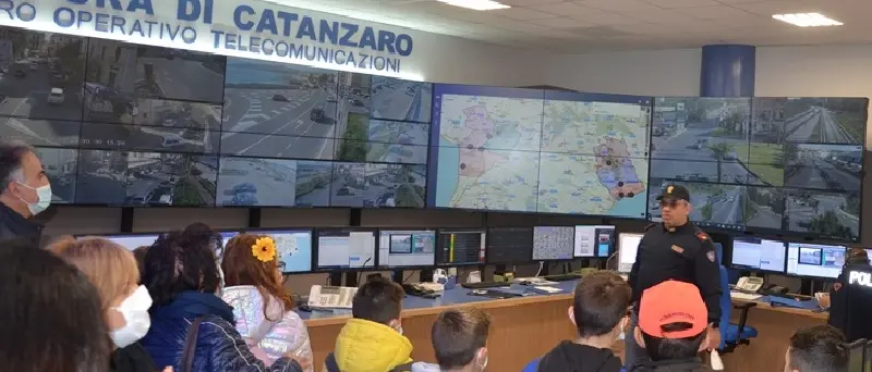 Piccoli cittadini alla scoperta dei 'segreti' della Polizia