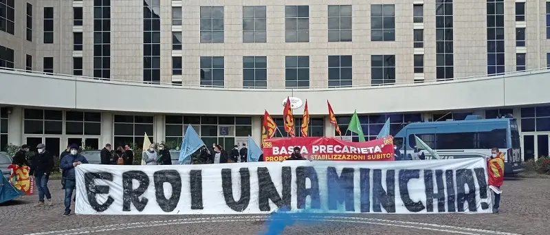 I precari della sanità stanchi ed esausti di false promesse