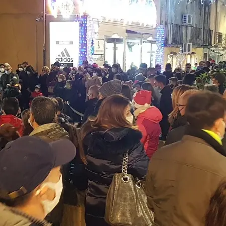 Centro storico e corso di Lido: un'invasione di gente