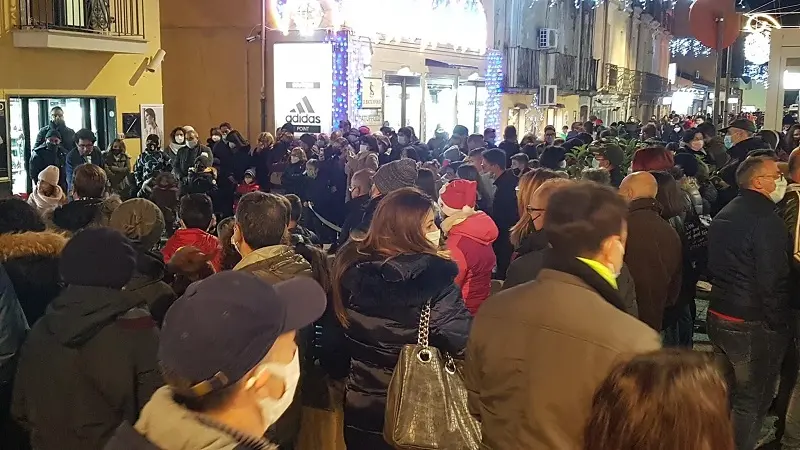 Centro storico e corso di Lido: un'invasione di gente