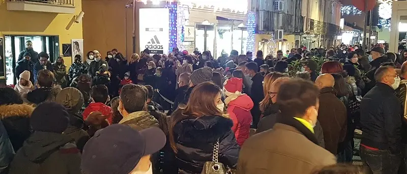 Centro storico e corso di Lido: un'invasione di gente