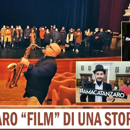 L'amore di Saverio e Rachele per le vie del centro - VIDEO