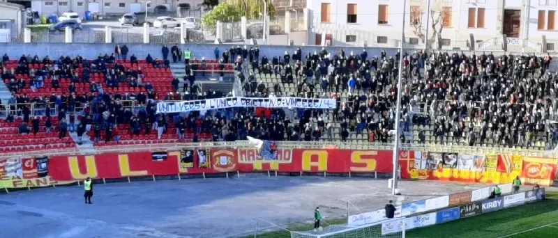 Il Catanzaro perde la semifinale di Coppa, passa il Padova - VIDEO