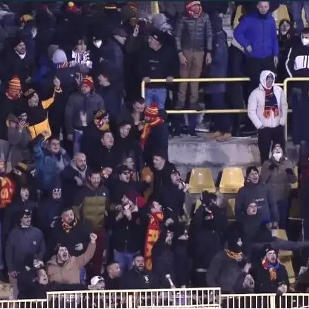 Catanzaro-Palermo 0-0: \"Andate a lavorare\", ma non è offensivo - VIDEO