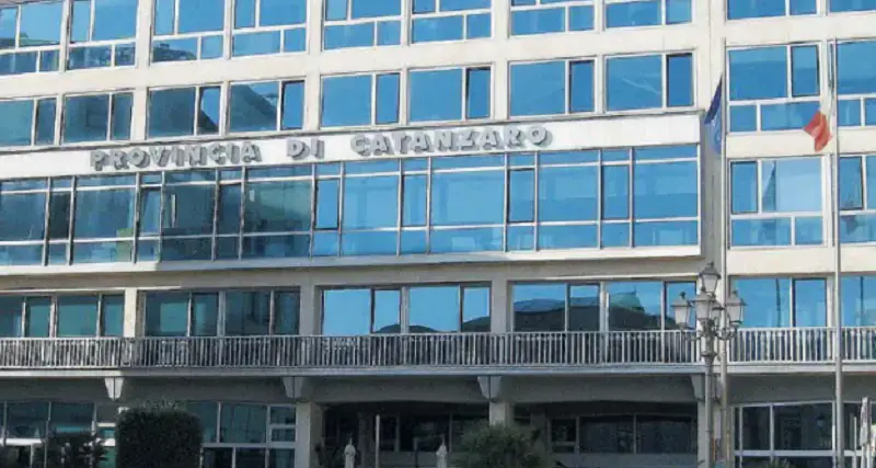 Provincia di Catanzaro, formate le commissioni consiliari: il presidente Mormile ha firmato il decreto\u00A0\n