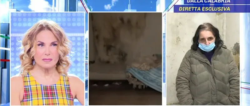 \"Legato al letto? Mai\", la mamma del 27enne si difende in TV - VIDEO