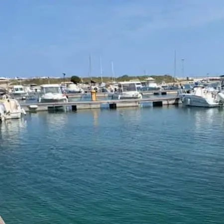 Mobilitazione di privati per riaprire il porto ai posti barca