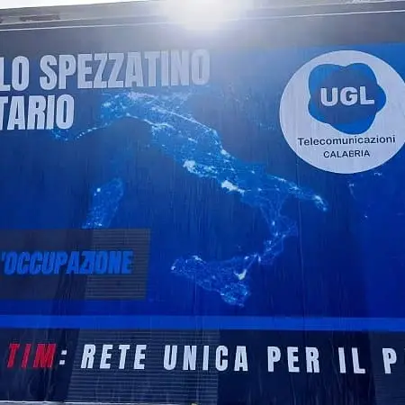 TIM Siano, mobilitazione UGL per gli 800 dipendenti - VIDEO