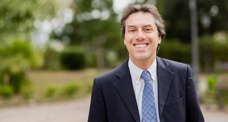 Catanzaro, carcasse d’auto abbandonate in città: da inizio anno sono più di cento. Il sindaco:\u00A0«Rispettare le regole del vivere civile»\n