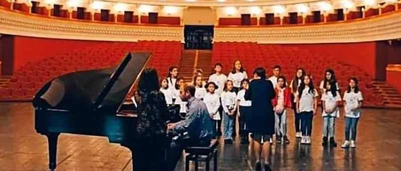 Politeama, audizioni coro voci bianche per Carmen di Bizet