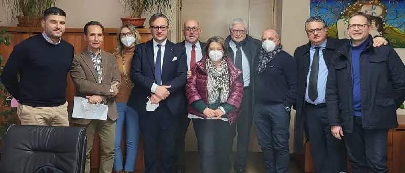 Cinque ventilatori ed un tomografo donati da professionisti agli ospedali