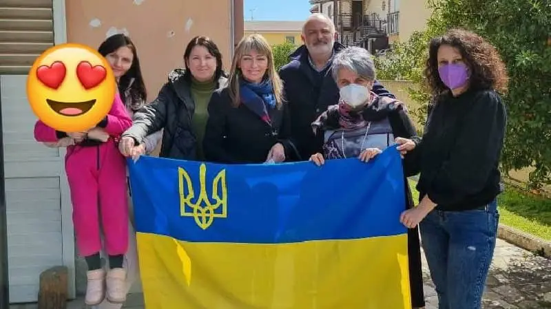 Due donne ed una bimba ucraine accolte da 'Mondo Rosa'