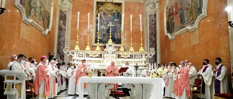 Bassetti (CEI) concelebra i 900 anni della Cattedrale