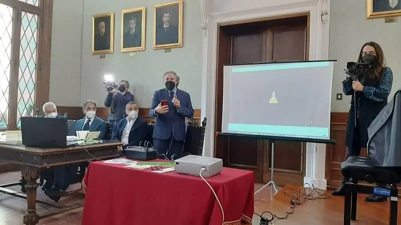 Rifiuti: ecco come funziona l'app Sieco - VIDEO