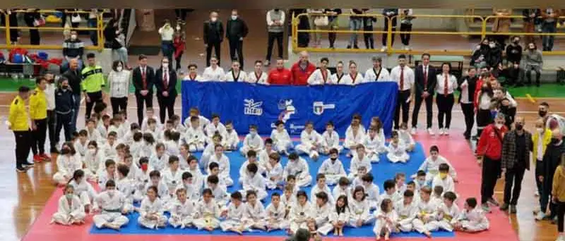 Taekwondo, festa di bambini al PalaGallo tutti di nuovo insieme