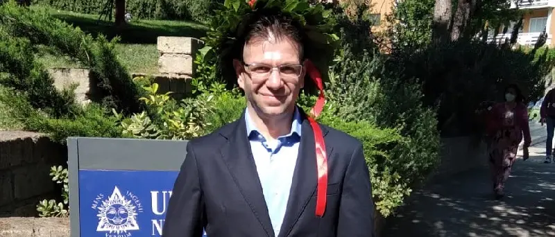 Auguri a Joseph, dottore magistrale in Scienze Economiche