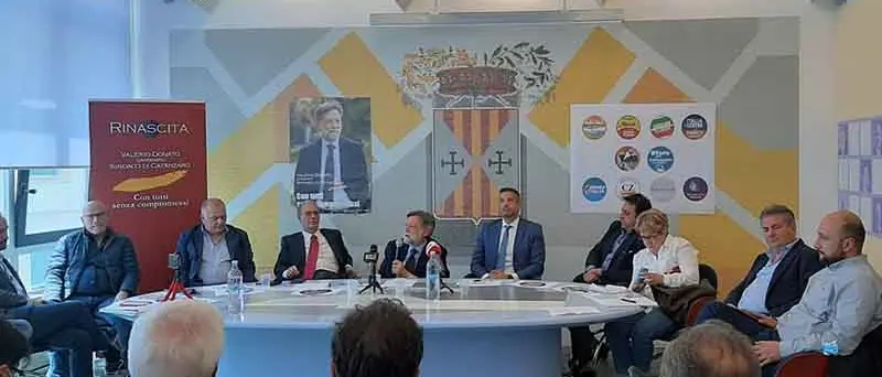 10 liste per Donato: \"Non ammucchiata ma convergenza su progetto-città\"