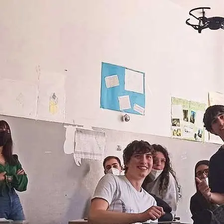 Siciliani, da studenti a imprenditori digitali: droni e realtà aumentata