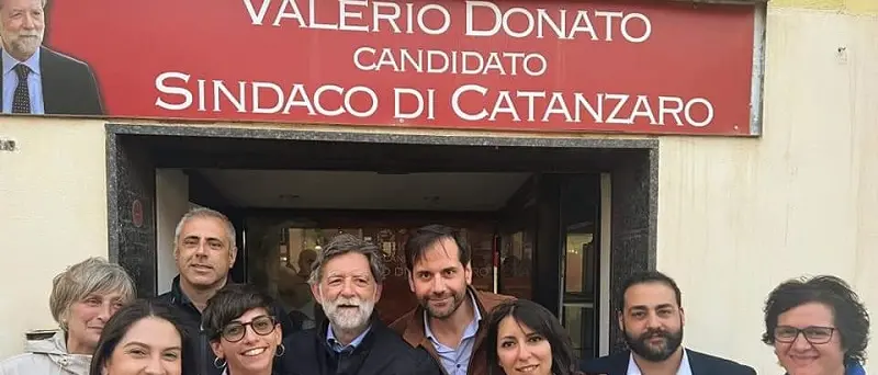 Donato ha inaugurato segreteria elettorale a Catanzaro Marina