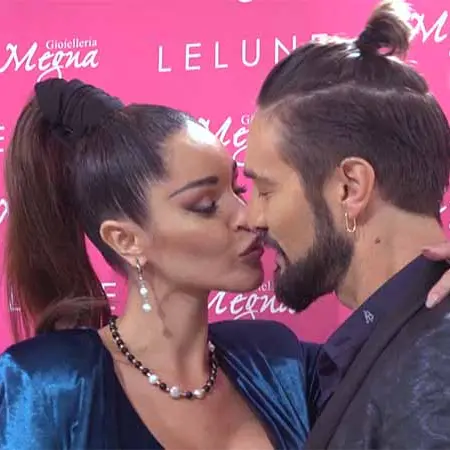 Ospiti vip (Delia e Alex) e perle d'ogni tipo all'evento Coscia - VIDEO