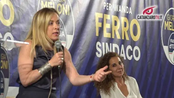 Comune, Ferro si dimette da consigliera, le subentra Verrengia