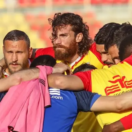 Equilibrio in bianco tra Catanzaro e Padova: domenica la finalista - VIDEO