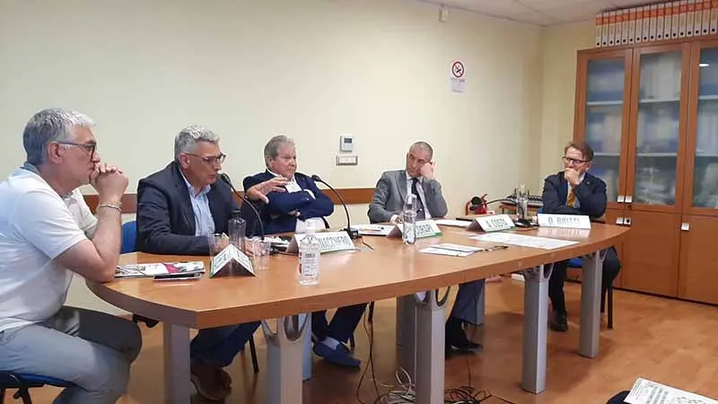 Cefalee, Costa promette impegno ai farmacisti calabresi -VIDEO