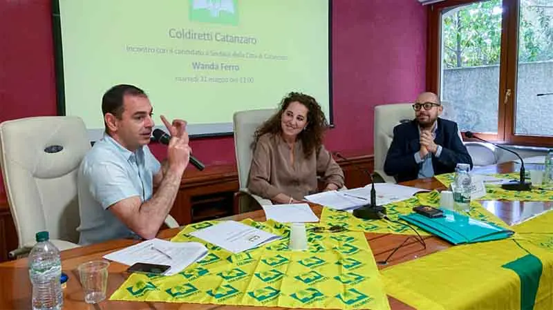 Ferro: \"Con Coldiretti progetto di rilancio dei mercatini\"