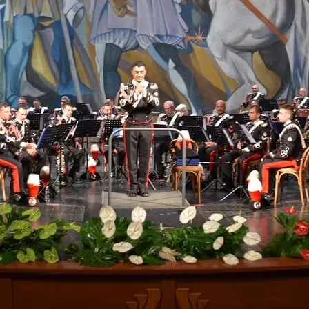 Fanfara Carabinieri chiude al Politeama Festa 2 Giugno -VIDEO
