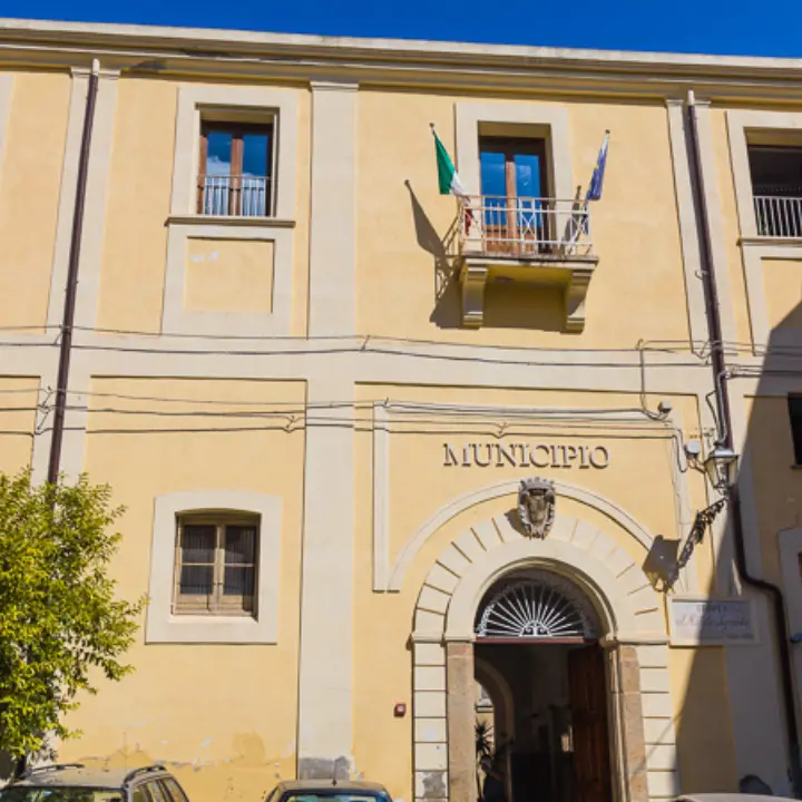 Nuovo asilo nido comunale a Tropea: affidato l’incarico di progettazione a un gruppo di professionisti\n