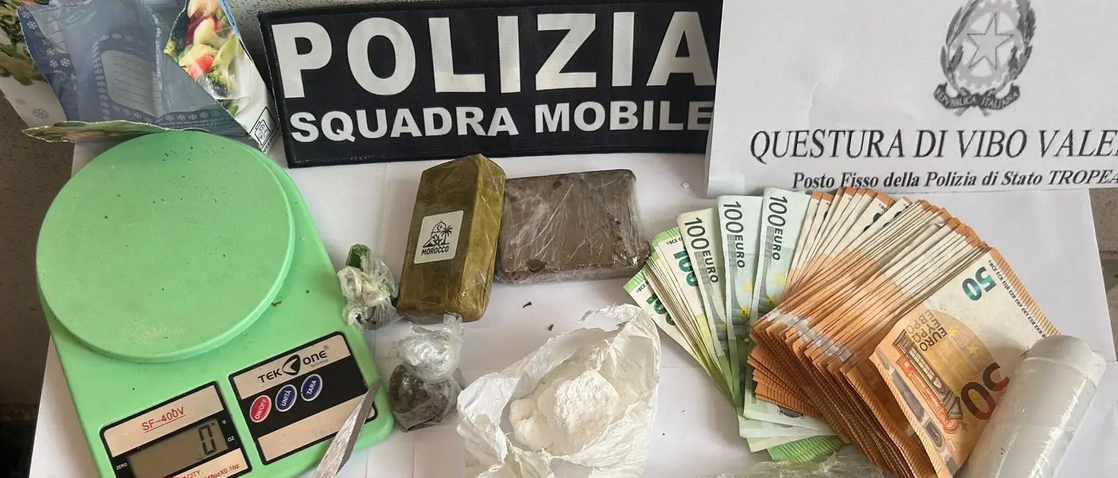 Supermarket della droga a Ricadi: arrestato un uomo che deteneva stupefacenti per tutti i gusti\n