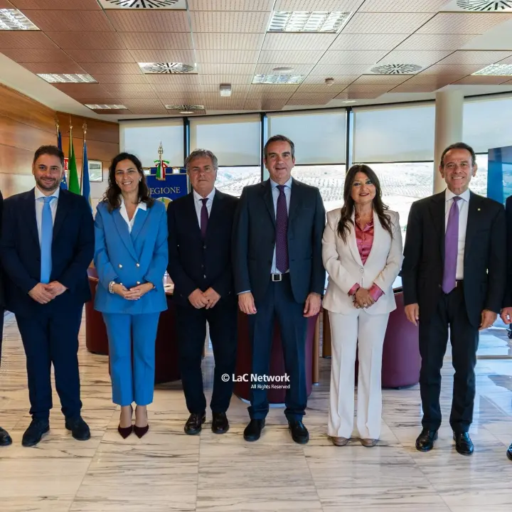 Occhiuto\u00A0bis, ecco la nuova giunta: «Squadra esperta, pronti a correre. Ci sarà (ancora) spazio per Noi moderati e Lega»\n