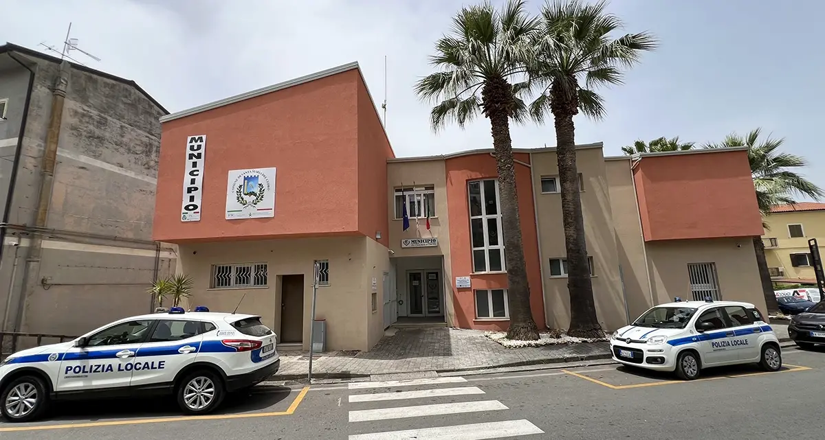 Santa Maria del Cedro, Vetere risponde all’opposizione: «L'auto della Municipale? Mai per uso personale, è un mezzo di servizio»