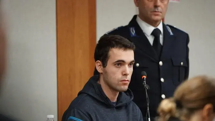 Filippo Turetta durante l\\'interrogatorio come imputato nel processo per l\\'omicidio dell\\'ex fidanzata, Giulia Cecchettin, nell\\'aula della Corte d\\'Assise di Venezia, 25 ottobre 2024. ANSA/ ANDREA MEROLA , ANSA