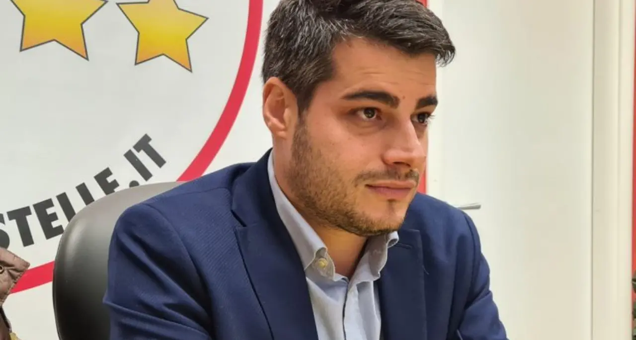 Tucci (M5s) a processo per frode fiscale a Vibo, l'udienza rinviata di sei mesi