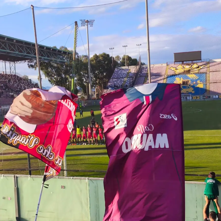 Quel sottile confine tra contestazione e appartenenza: il credo della Curva e il senso di una maglia\n