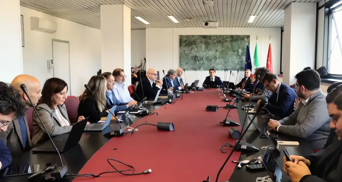 Unical, si è insediato il nuovo Senato Accademico: ecco chi sono i docenti che lo compongono\u00A0\n