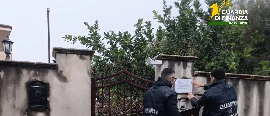 Vibo, con i soldi dell’eredità di cui era curatore pagava anche gli alimenti all’ex coniuge: sequestro da 376mila euro\n